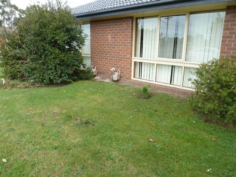 2/16 Gibson Street, Moe VIC 3825