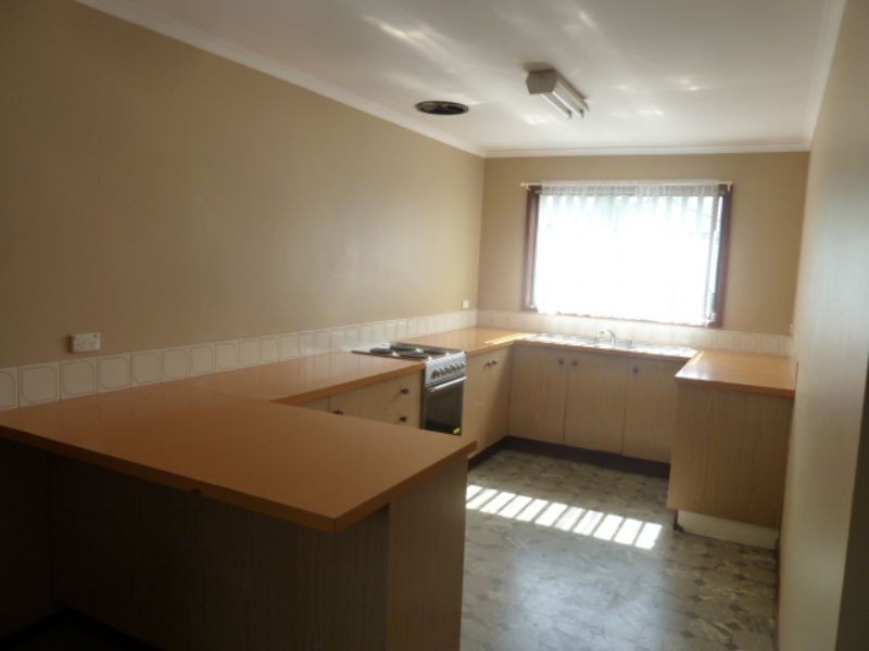 4/11 Hunter Street, Moe VIC 3825