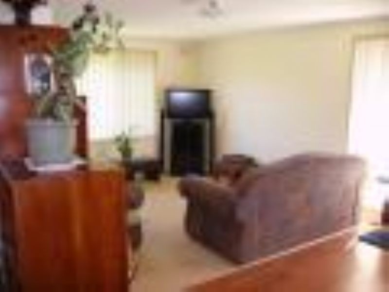 4/31 McLean Street, Morwell VIC 3840