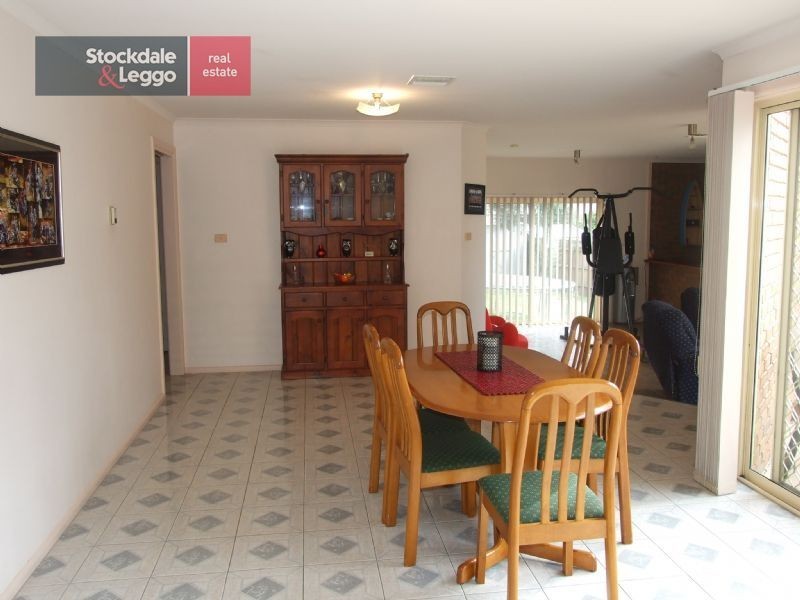 11 Libra Crescent, Moe VIC 3825