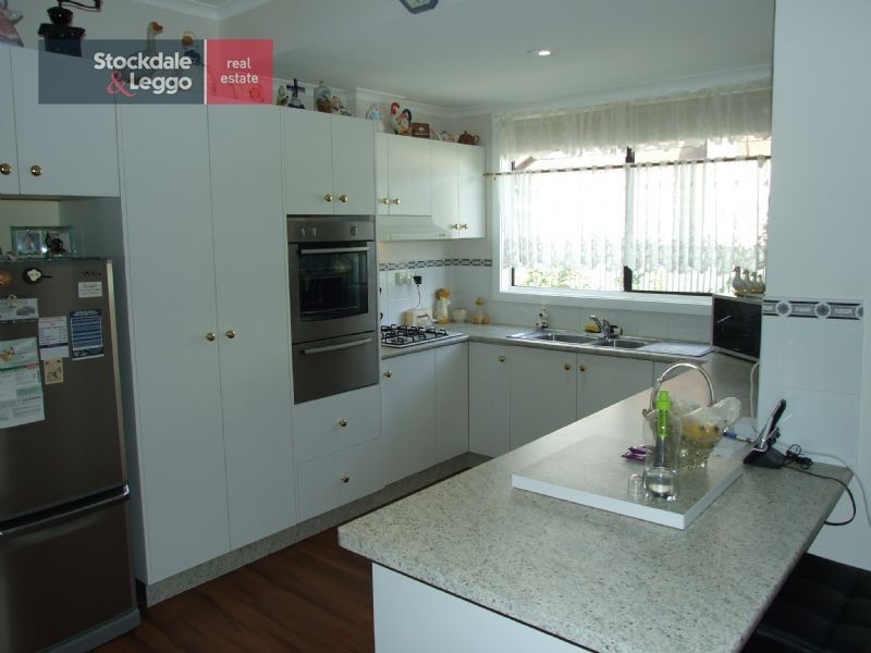 8 Bristol Street, Moe VIC 3825