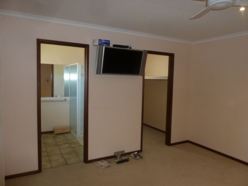 9 Cooper Court, Newborough VIC 3825