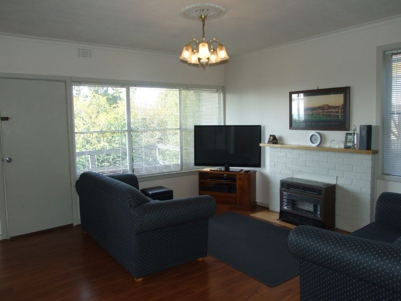 10 Lincoln Street, Moe VIC 3825