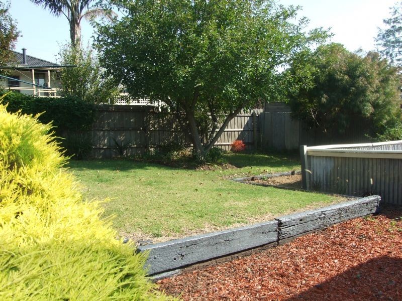 10 Lincoln Street, Moe VIC 3825