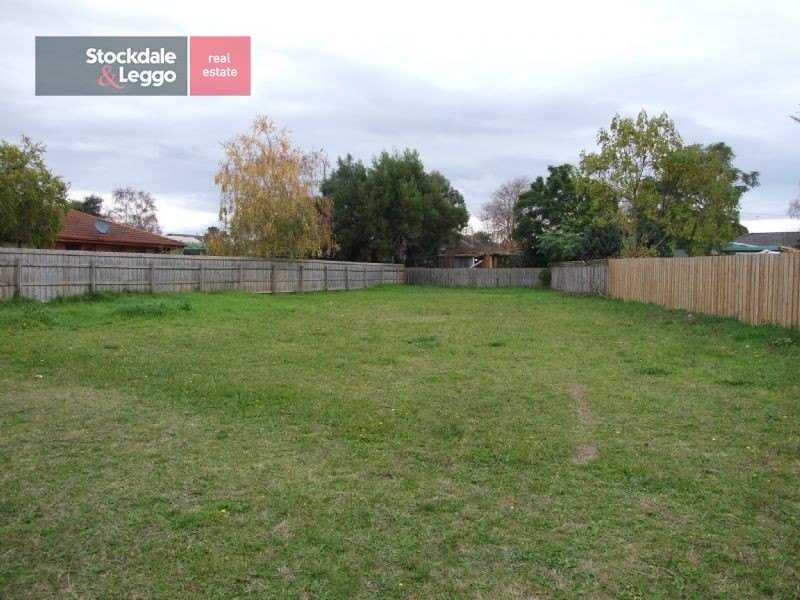 14 Gibson Street, Moe VIC 3825