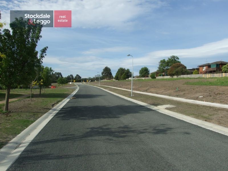 12 Amaroo Way, Newborough VIC 3825