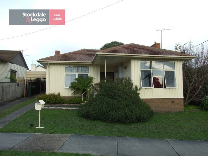 13 Service Road, Moe VIC 3825