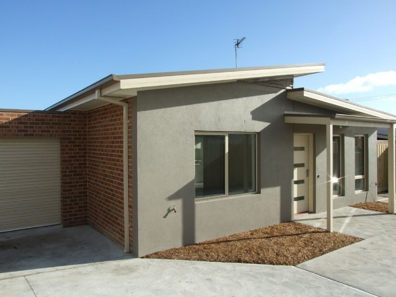 2/29 Victoria Street, Moe VIC 3825