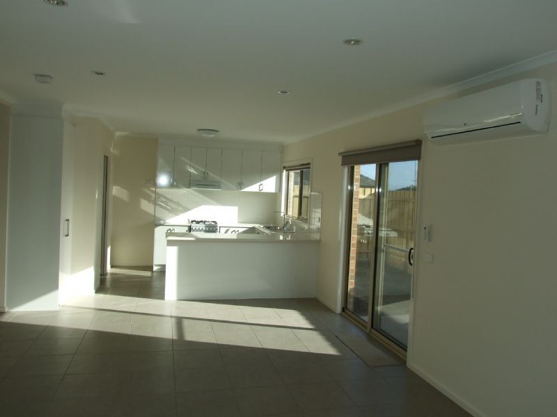 2/29 Victoria Street, Moe VIC 3825