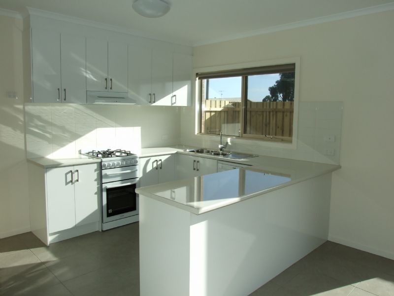 2/29 Victoria Street, Moe VIC 3825