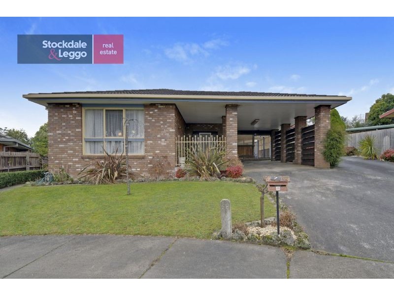 7 Cobb Court, Newborough VIC 3825