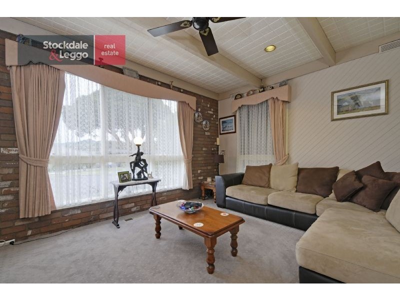 7 Cobb Court, Newborough VIC 3825