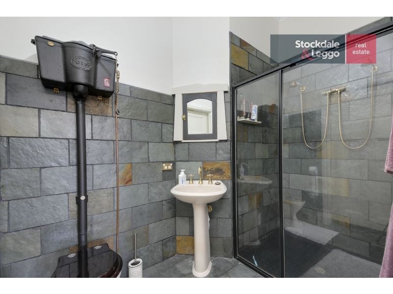 15 Libra Crescent, Moe VIC 3825