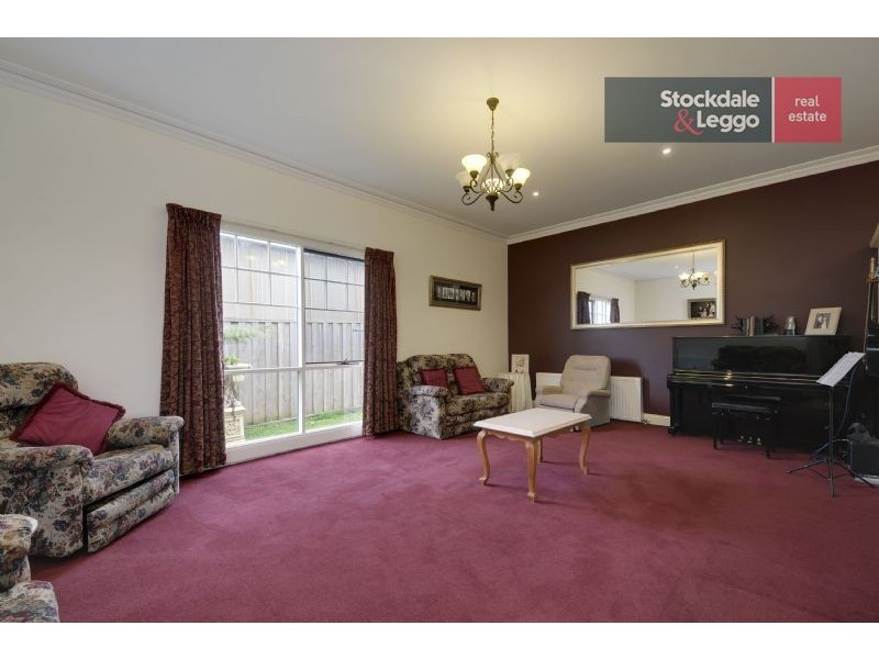 15 Libra Crescent, Moe VIC 3825