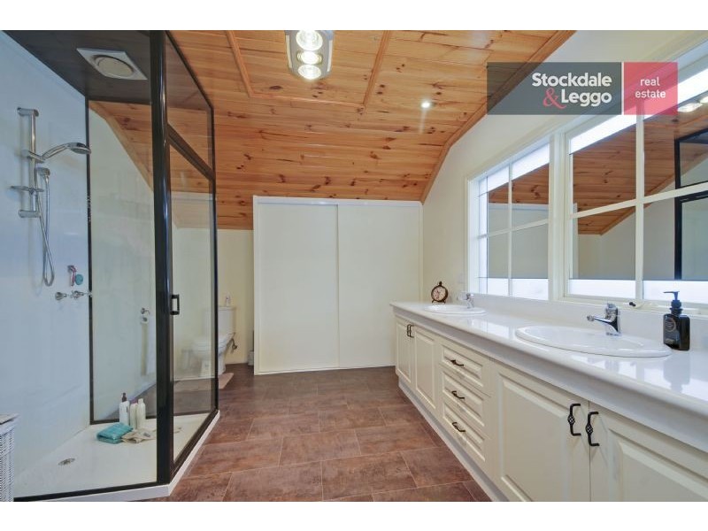 15 Libra Crescent, Moe VIC 3825