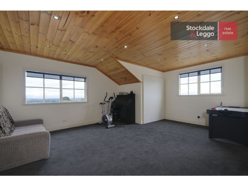 15 Libra Crescent, Moe VIC 3825