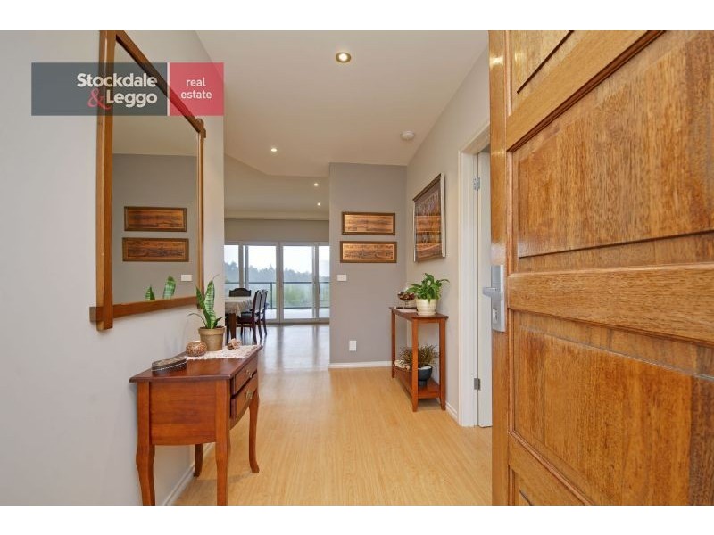 34 Pineridge Road, Moe South VIC 3825