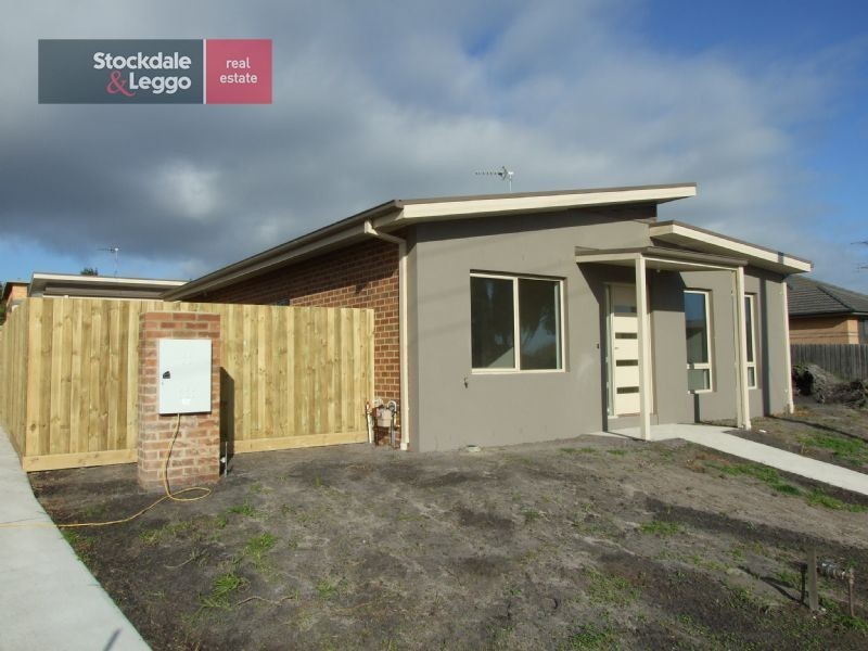 1 & 2/29 Victoria Street, Moe VIC 3825