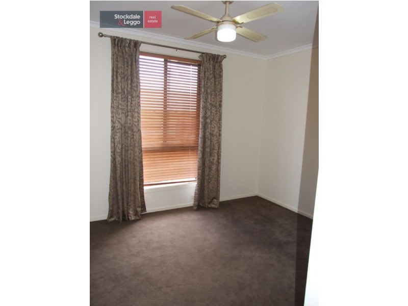 18 Elizabeth Street, Moe VIC 3825