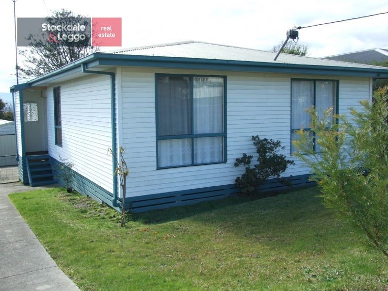 18 Elizabeth Street, Moe VIC 3825