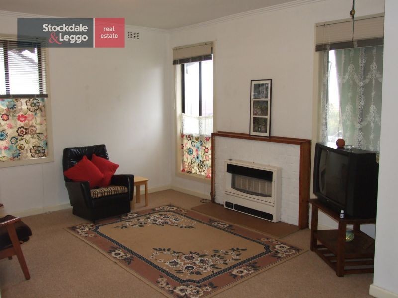 11 Charles Street, Moe VIC 3825