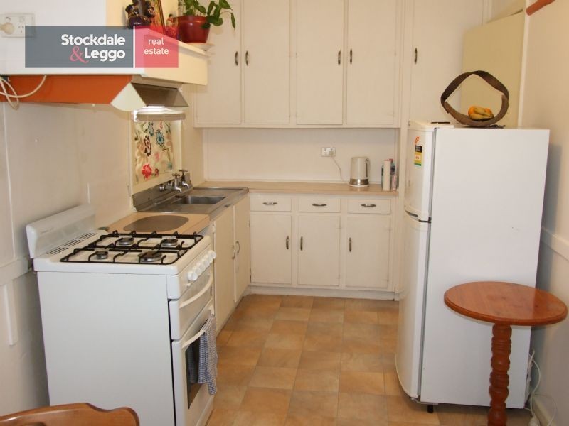 11 Charles Street, Moe VIC 3825