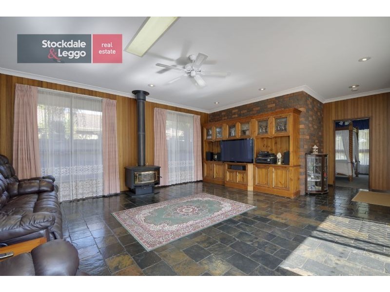 13 Dudley Court, Newborough VIC 3825