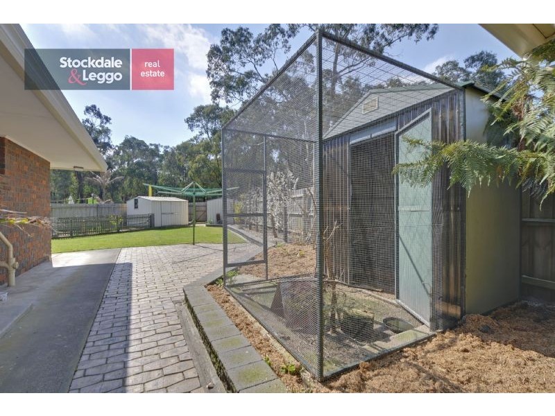 13 Dudley Court, Newborough VIC 3825