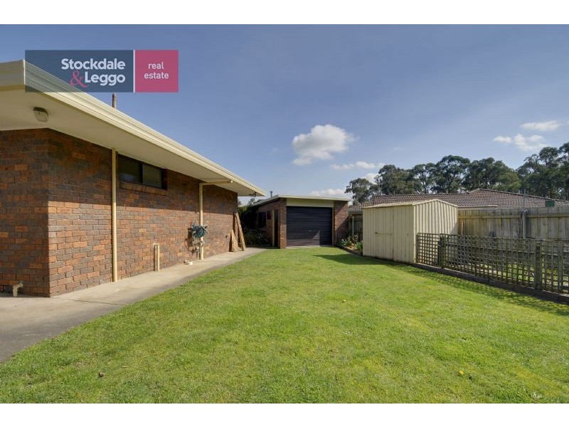 13 Dudley Court, Newborough VIC 3825