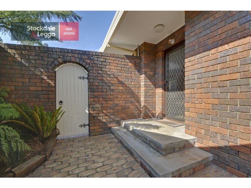 13 Dudley Court, Newborough VIC 3825