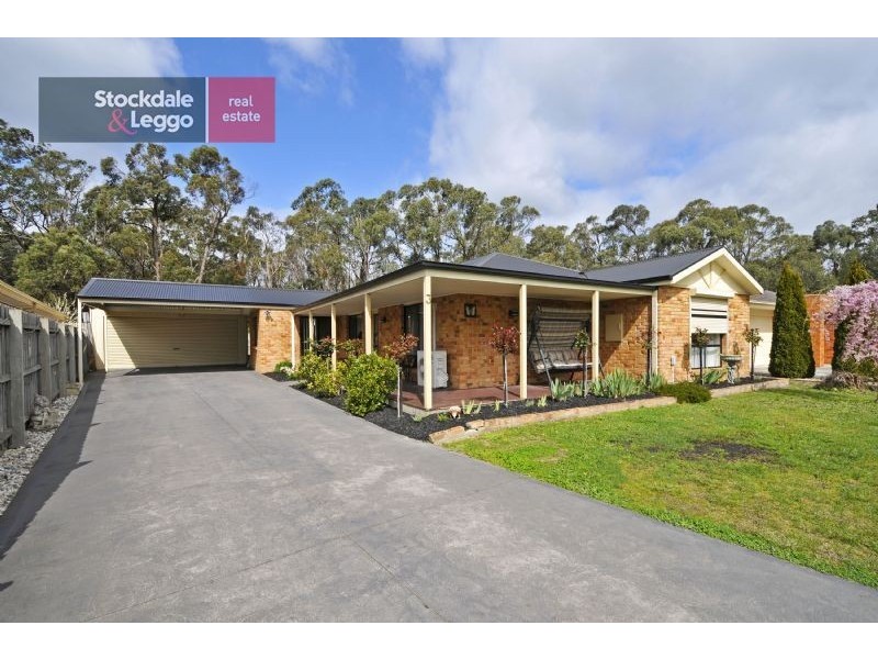 3 Crombe Court, Newborough VIC 3825