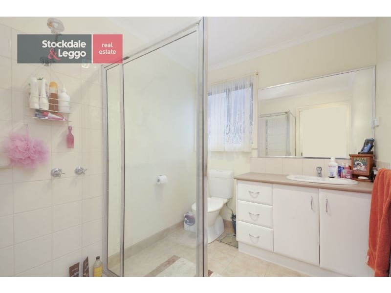 3 Crombe Court, Newborough VIC 3825