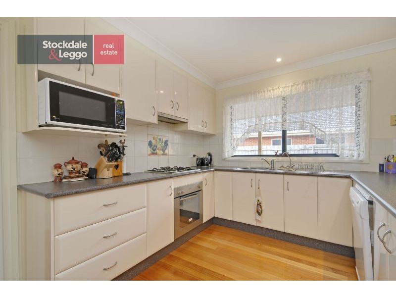 3 Crombe Court, Newborough VIC 3825