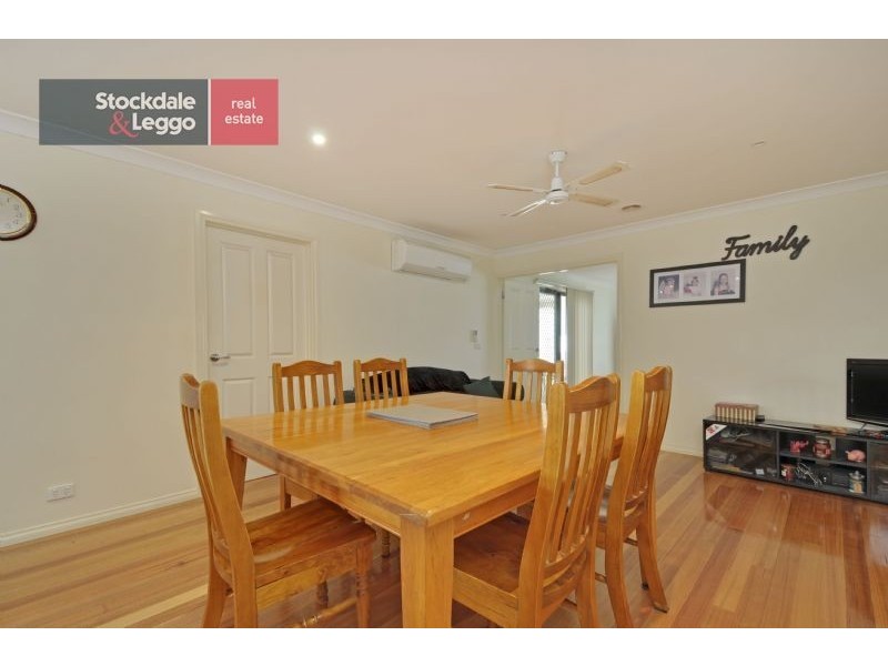 3 Crombe Court, Newborough VIC 3825