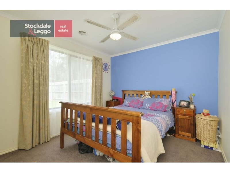 3 Crombe Court, Newborough VIC 3825