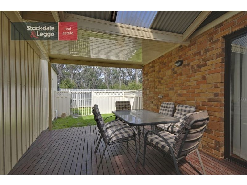 3 Crombe Court, Newborough VIC 3825