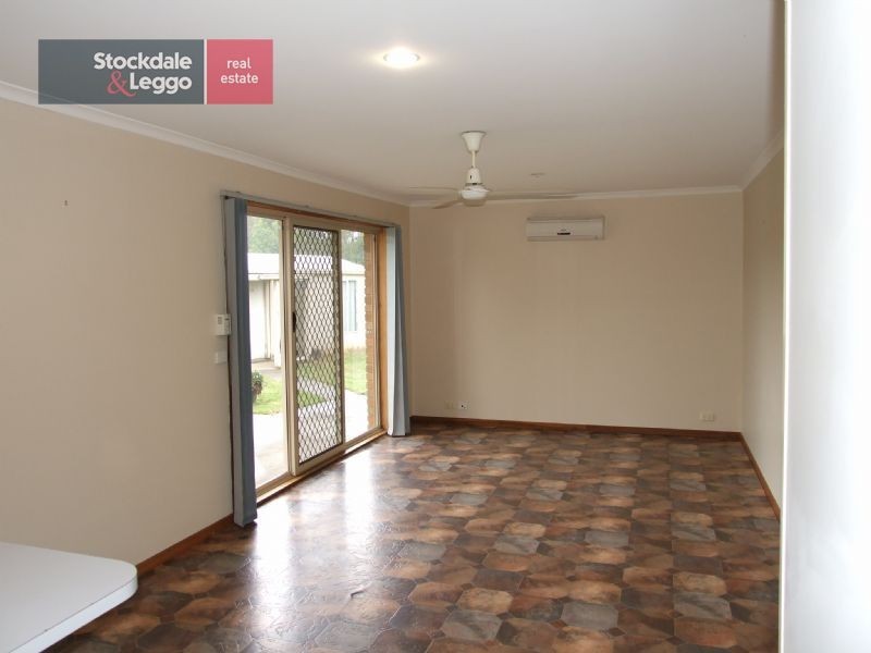 2 Fern Close, Newborough VIC 3825