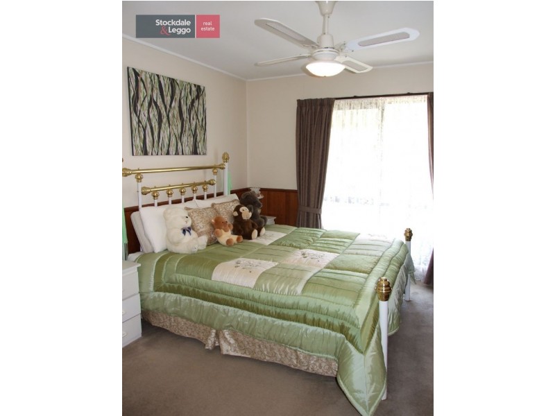 42 Darlimurla Avenue, Newborough VIC 3825