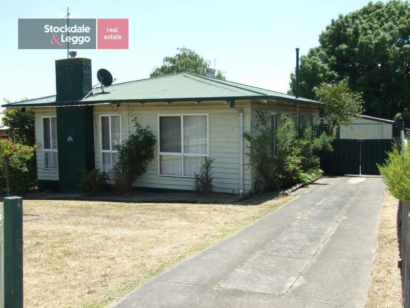 15 Lincoln Street, Moe VIC 3825