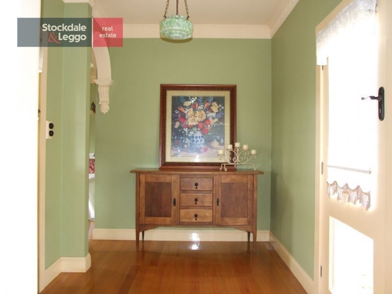 9-11 Railway Crescent, Moe VIC 3825