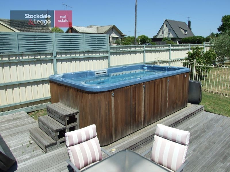 9-11 Railway Crescent, Moe VIC 3825