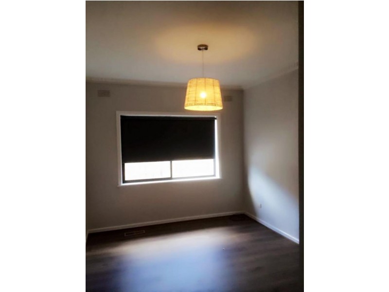 5 Mervyn Street, Moe VIC 3825