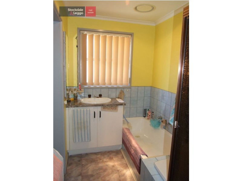 39 Staff Street, Moe VIC 3825