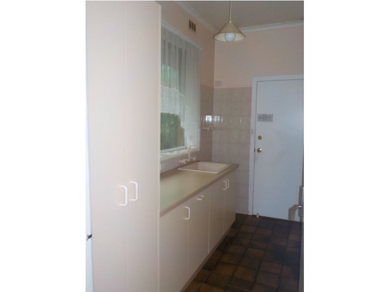24 May Street, Moe VIC 3825
