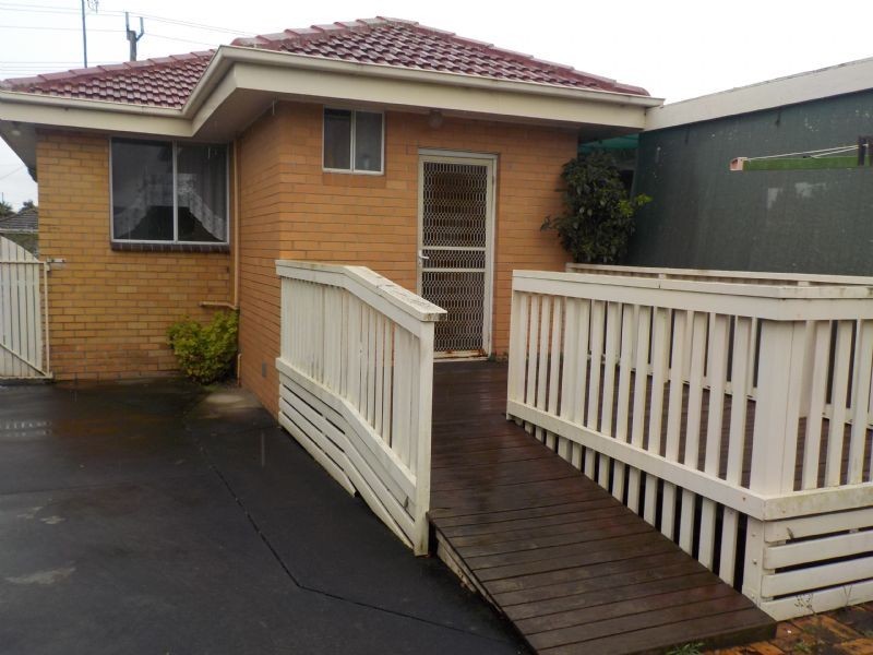 24 May Street, Moe VIC 3825