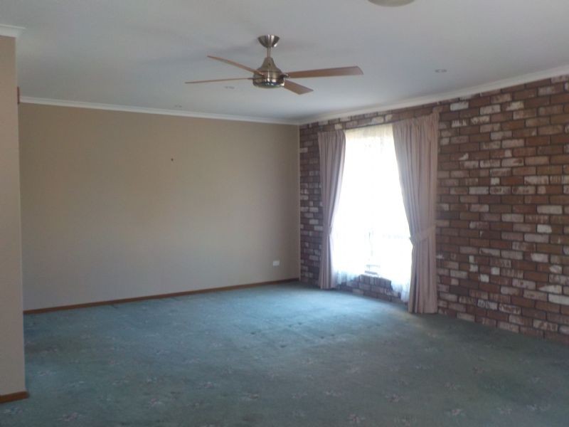 5  Coalville Road, Moe VIC 3825
