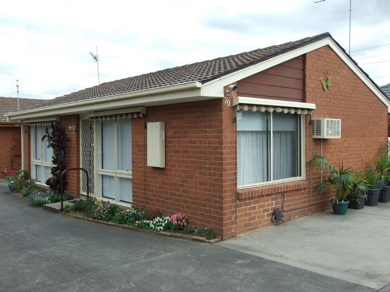 4/20 Saxtons Drive, Moe VIC 3825