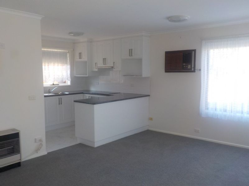 4/20 Saxtons Drive, Moe VIC 3825