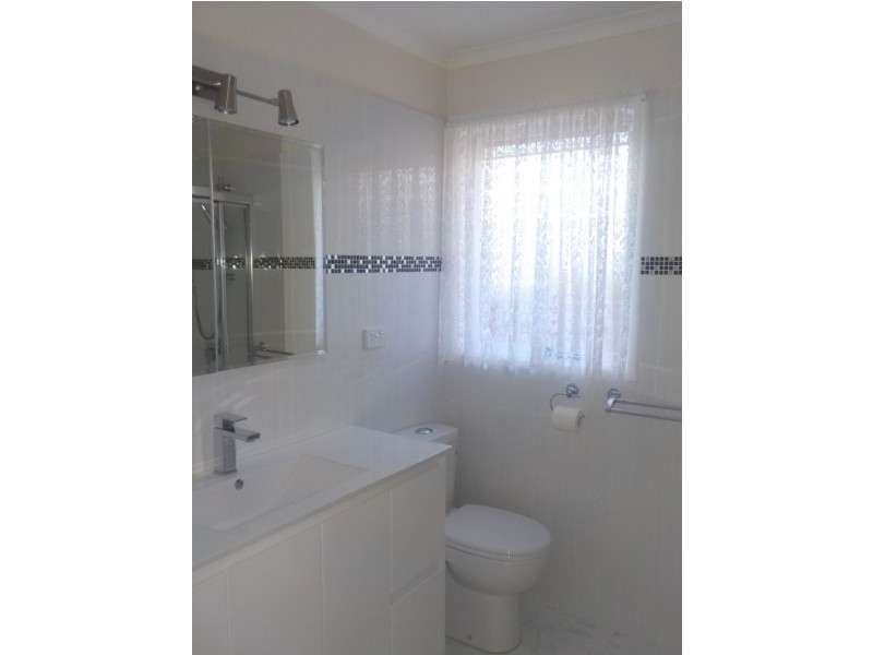 4/20 Saxtons Drive, Moe VIC 3825