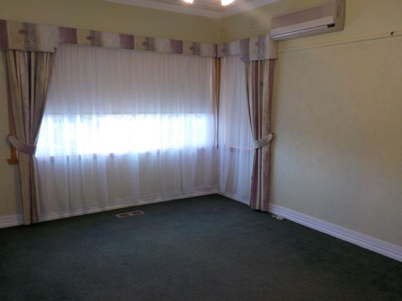 14 Belvedere Court, Newborough VIC 3825